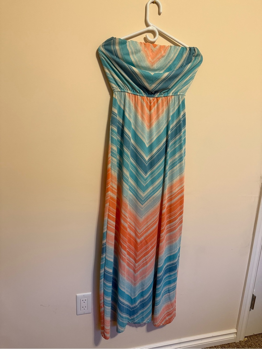 Ardene Strapless Maxi Dress in Coral, Aqua, Cream